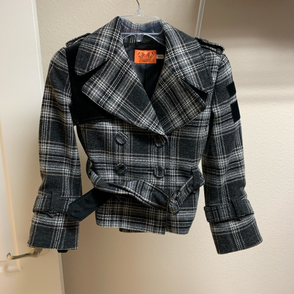 Juicy Couture Cropped Blazer
